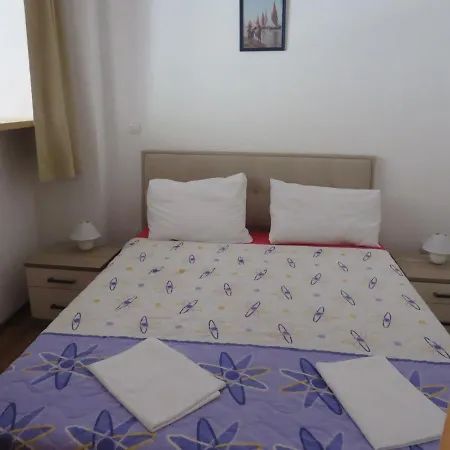 Apartment 4