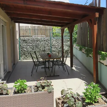 4 Apartment